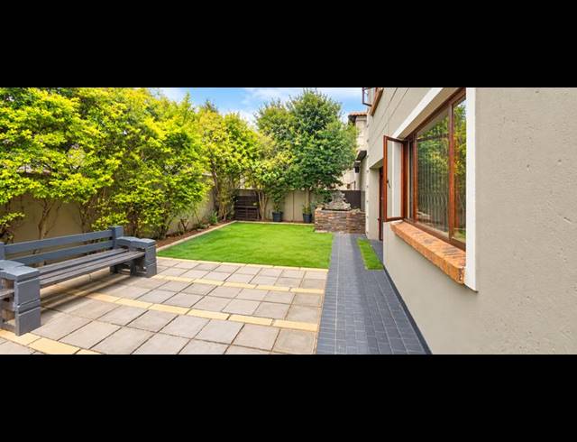 3 BEDROOM TOWNHOUSE FOR SALE IN ARUNDO ESTATE